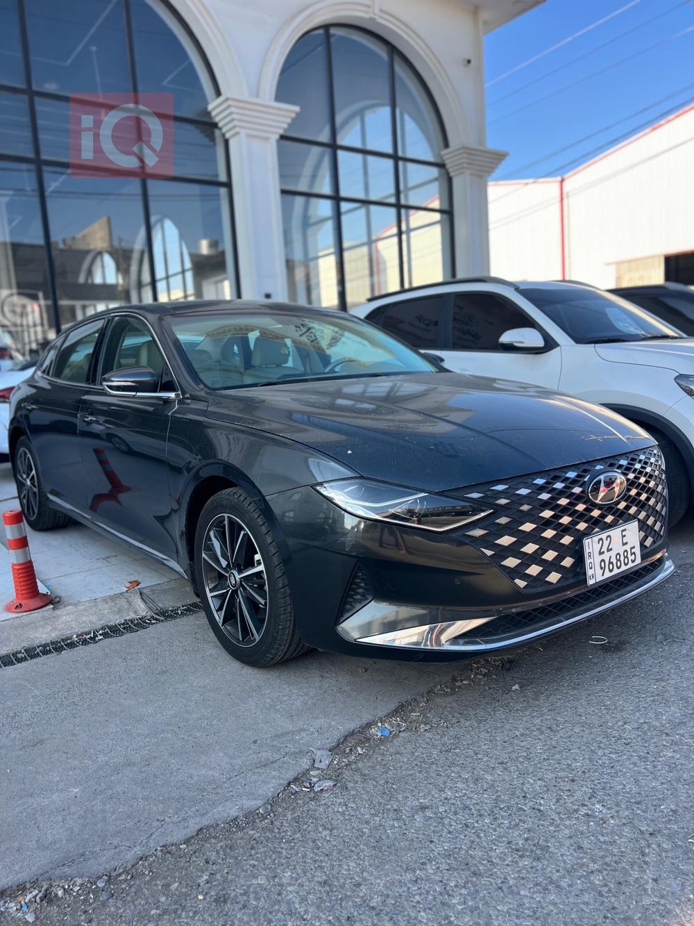 هيونداي أزيرا